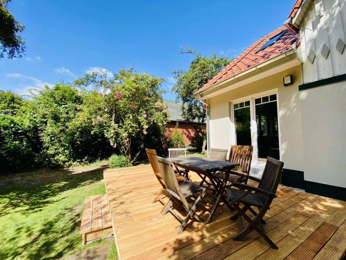 Sommerhaus Am Bach รอสต็อค ภายนอก รูปภาพ